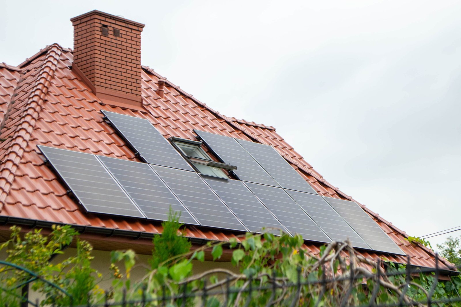 Why Homeowners in Smithtown Are Switching to Solar: The Benefits of Clean Energy